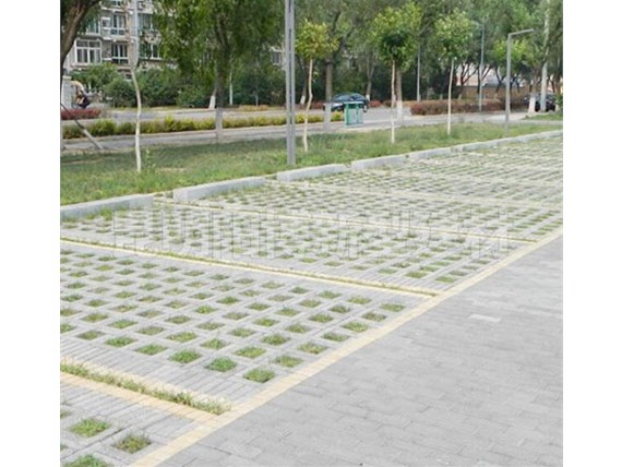 云南植草磚與人行道的協(xié)調(diào)性如何？適合鋪設(shè)在哪些地方？