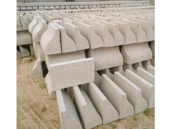 云南混凝土路沿石的施工工藝需要注意哪些細(xì)節(jié)？